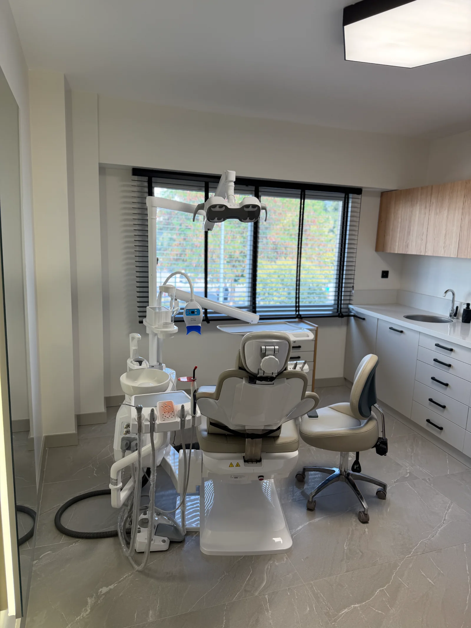Modern Klinik Ünitesi (Oda 2)